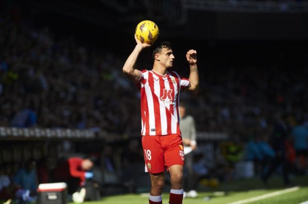 钱龙配资 共和报：边后卫预算4000万欧，米兰寻求签下普比尔和埃斯图皮尼安