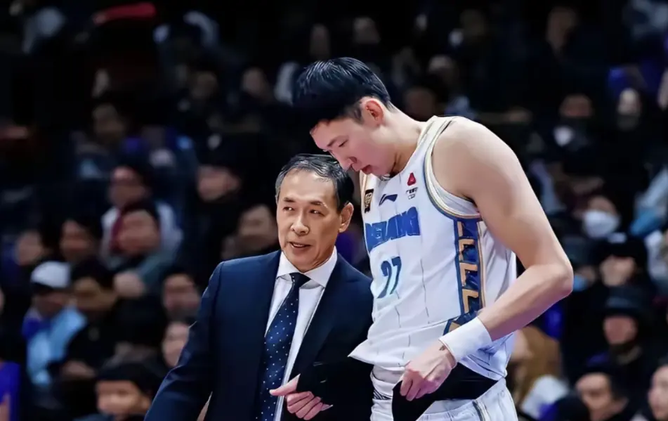 量华网 北京首钢热身赛！许利民全力磨合阵容，时间不等人